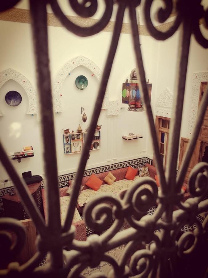 Sendis Dar Hostel Fez Buitenkant foto
