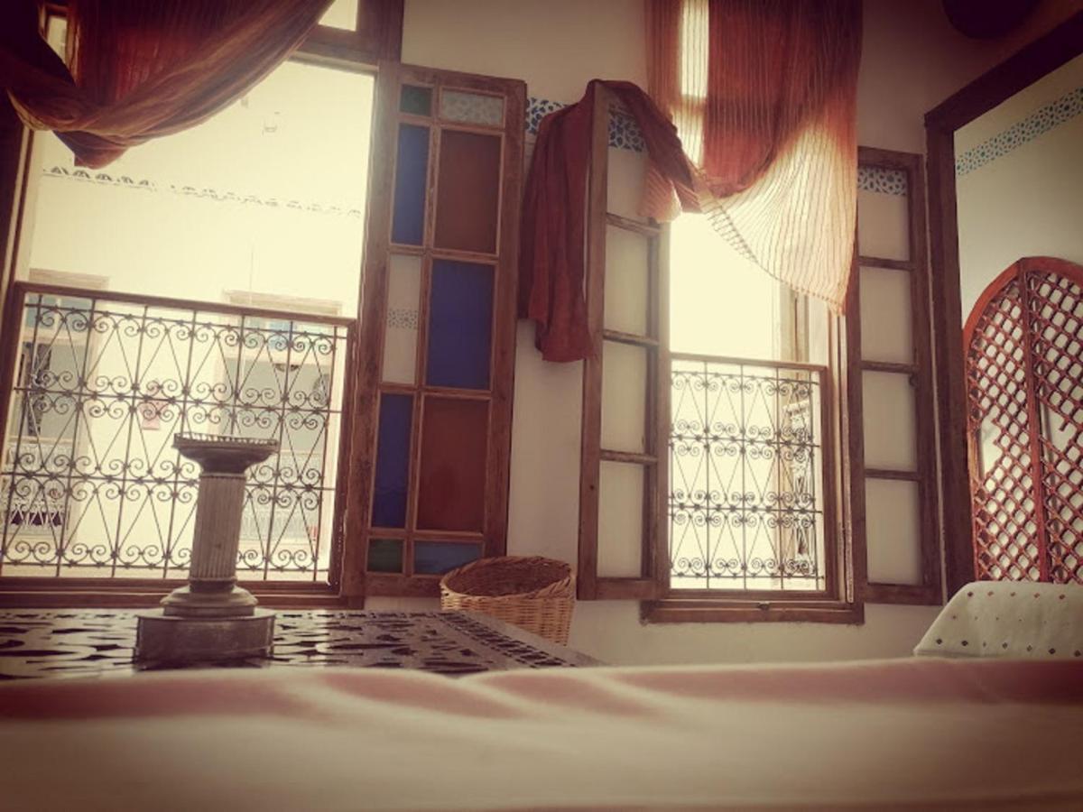 Sendis Dar Hostel Fez Buitenkant foto