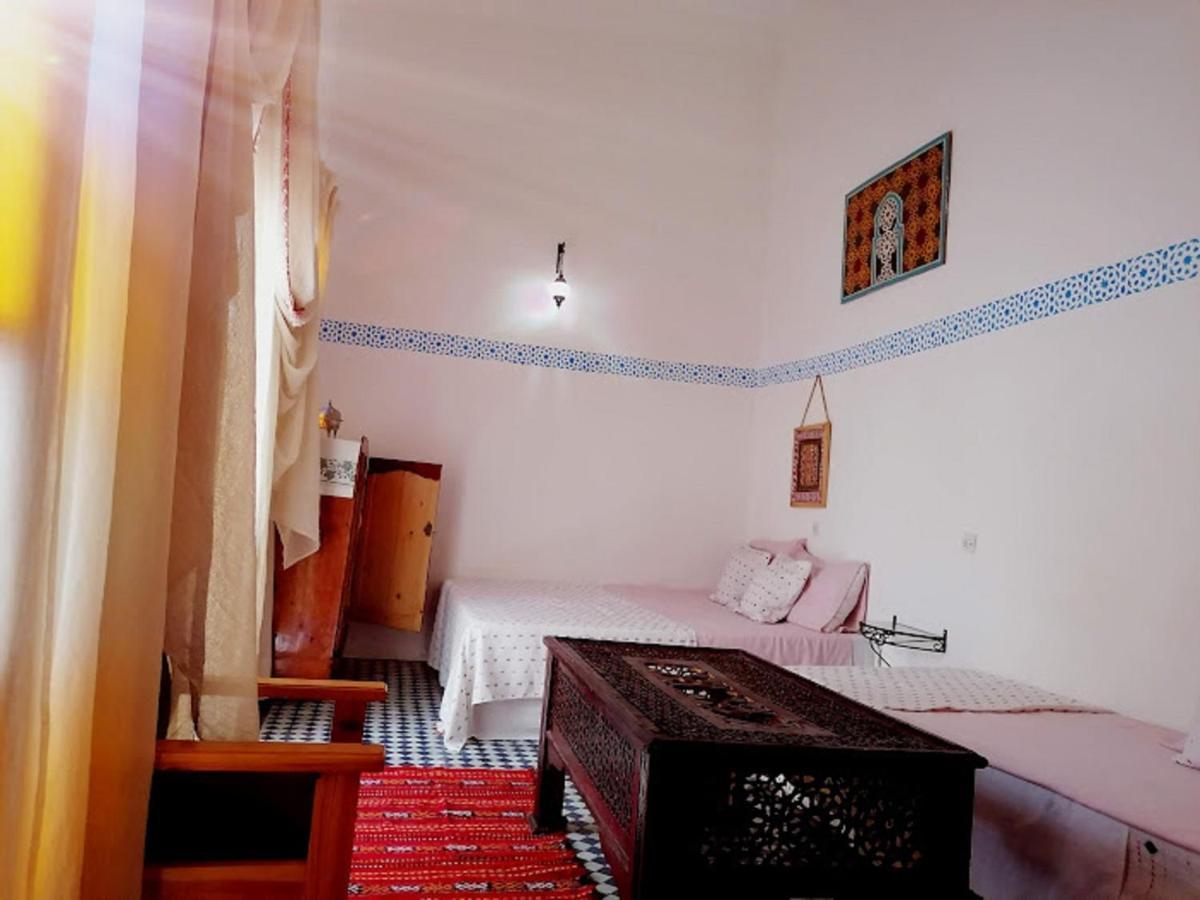 Sendis Dar Hostel Fez Buitenkant foto