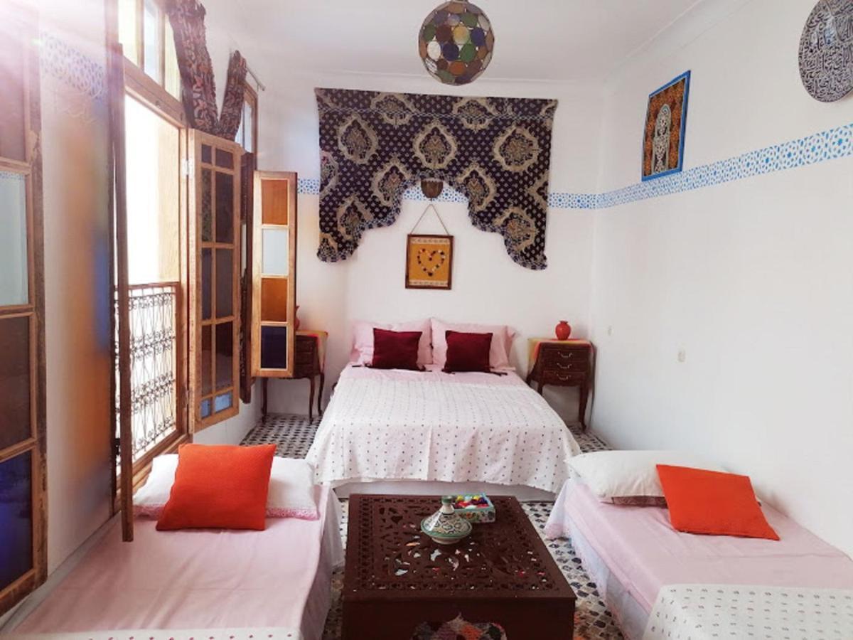 Sendis Dar Hostel Fez Buitenkant foto