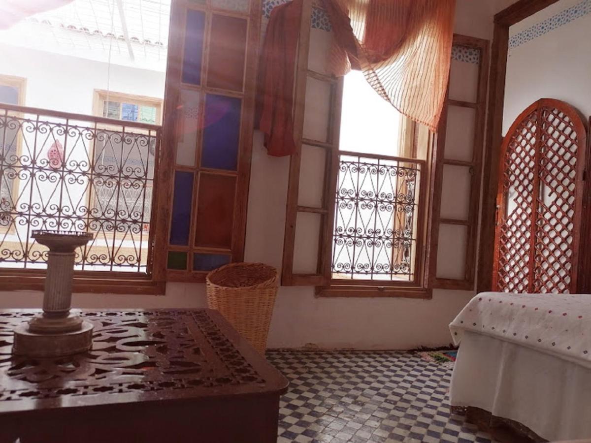 Sendis Dar Hostel Fez Buitenkant foto