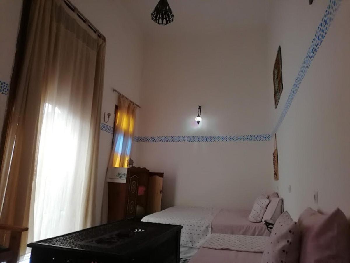 Sendis Dar Hostel Fez Buitenkant foto