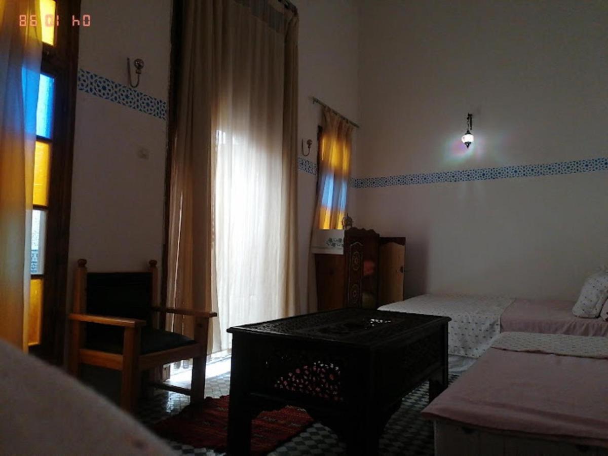 Sendis Dar Hostel Fez Buitenkant foto